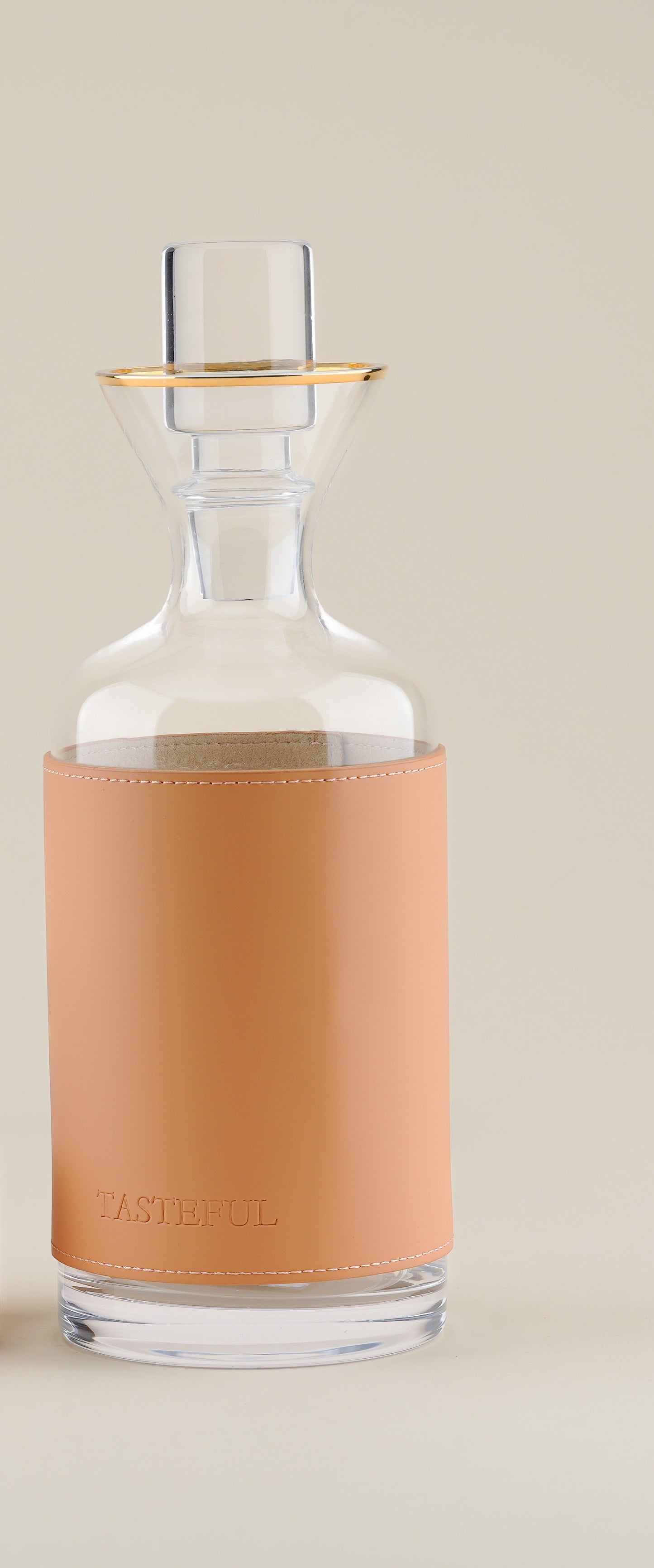 Leather Pitcher (Caramel)