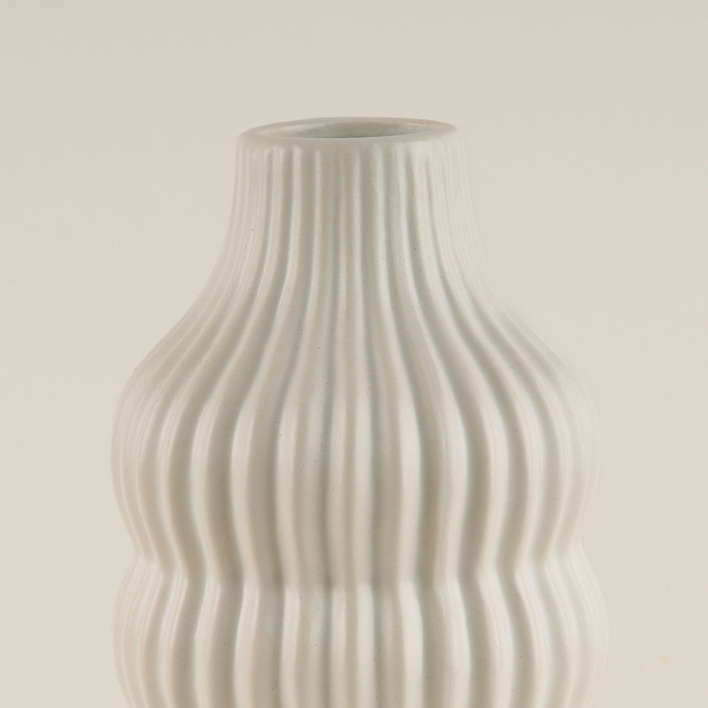 Ceramic Vase (Small - White)