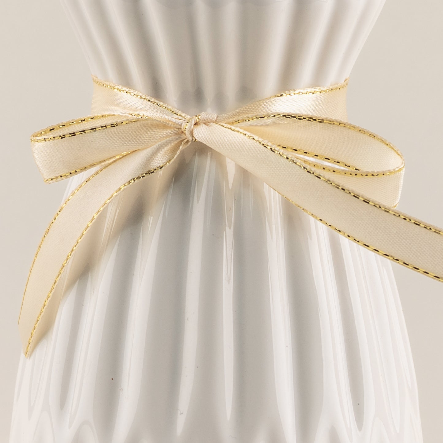 Ceramic Vase (Small - White)