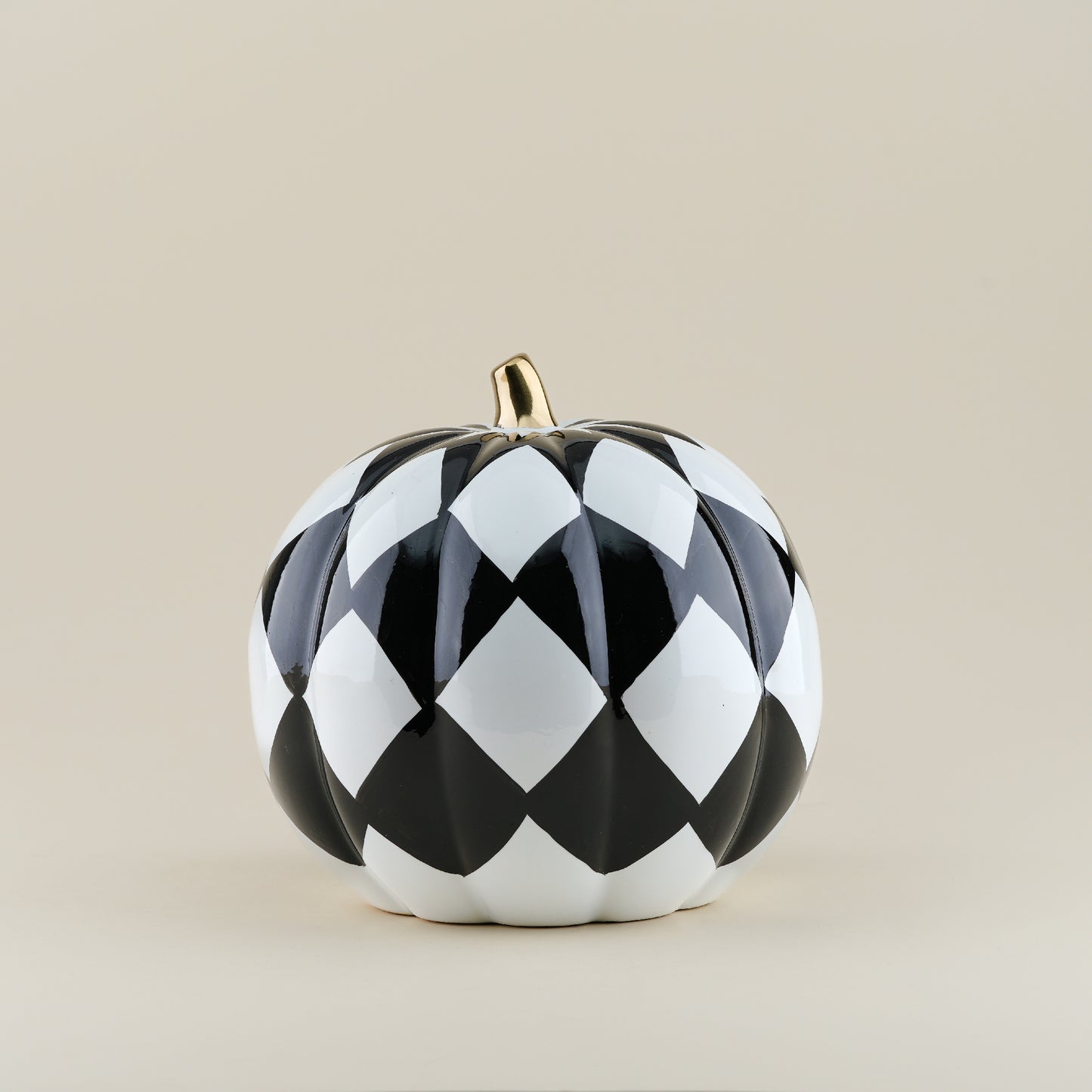 Checkflag Porcelain Pumpkin